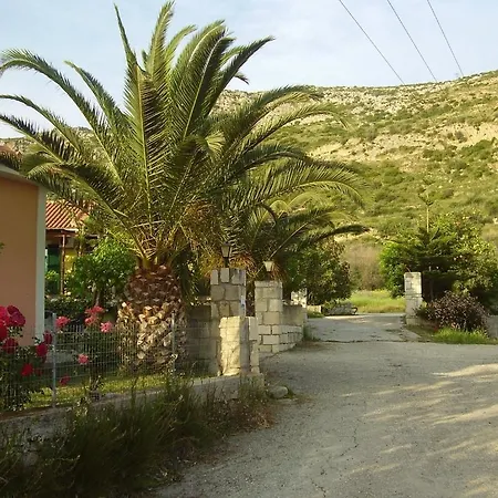 Pantelios Village Kateleios