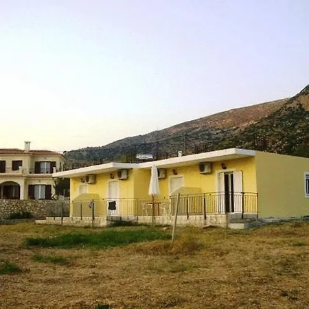 Lägenhet Pantelios Village *