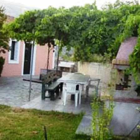 Pantelios Village Kateleios
